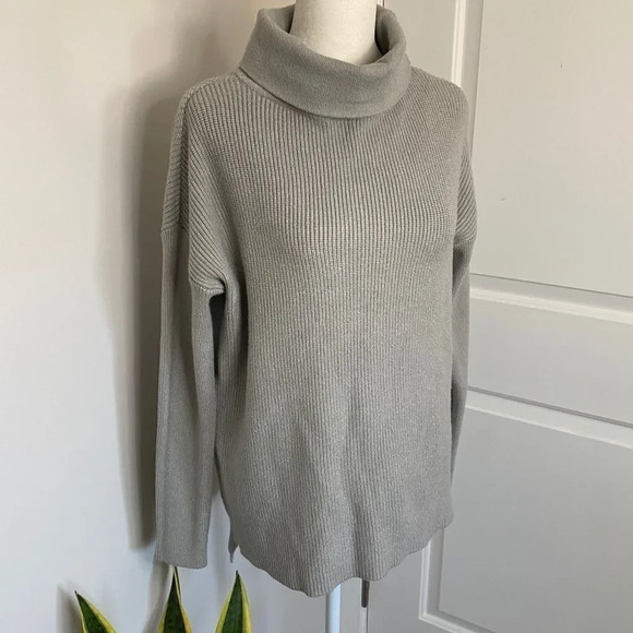 NWT Devotion by Cyrus Ribbed Turtleneck Sweater - Picture 1 of 12
